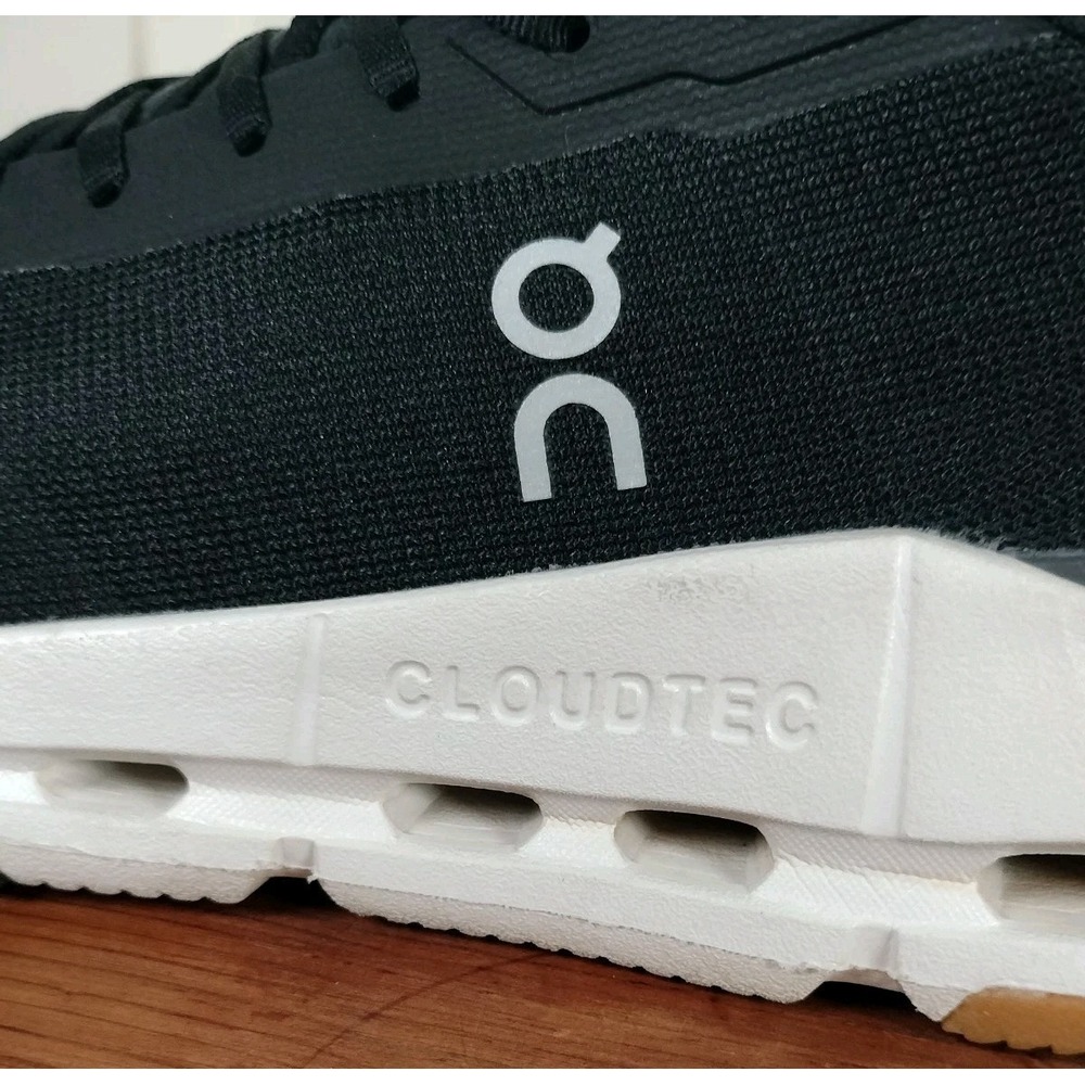 On Cloud 5 Coast Women's Shoes Size 9.5 Black White Mesh Athleisure Travel - Picture 9 of 11